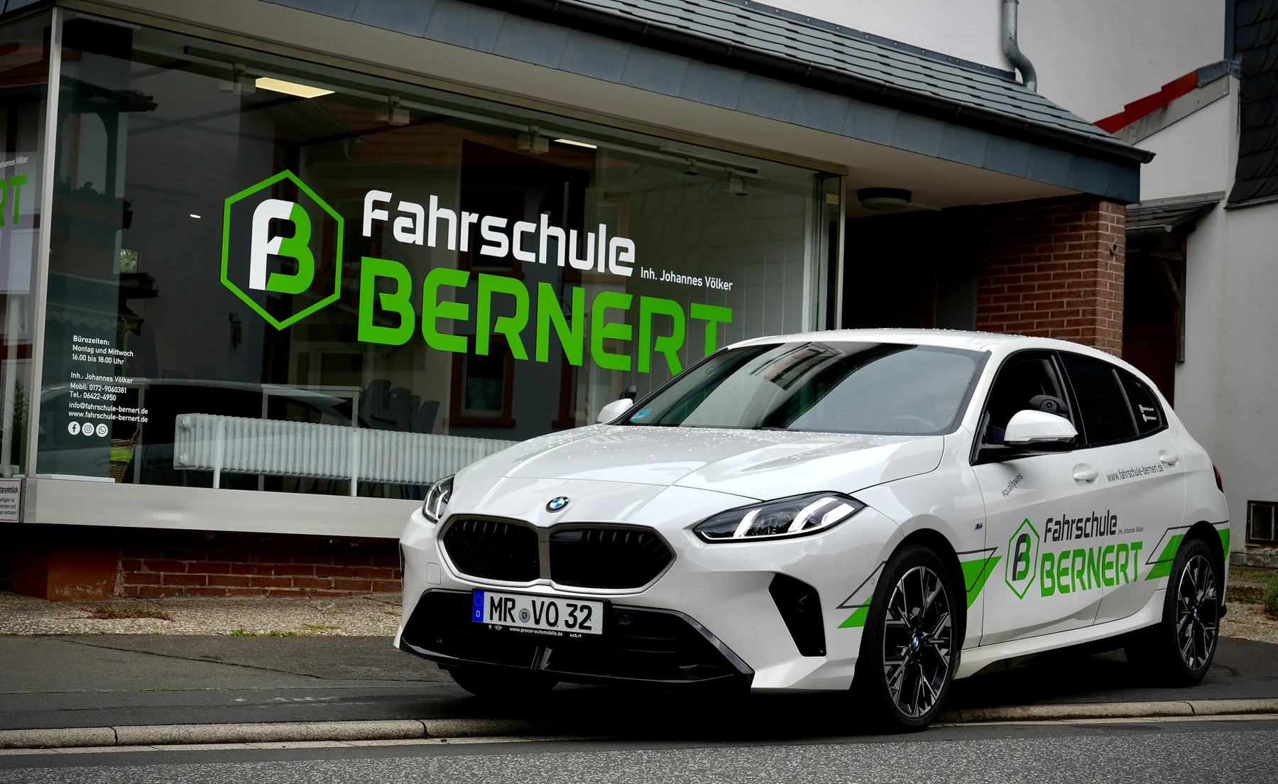 BMW 1er Fahrschulfahrzeug der Fahrschule Bernert
